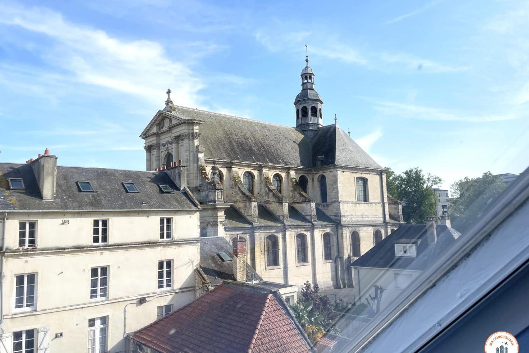 Le St-Laurent - Magnifique Triplex - Calme Caen Exteriér fotografie